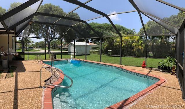 SANDYS ESTATES - Residential