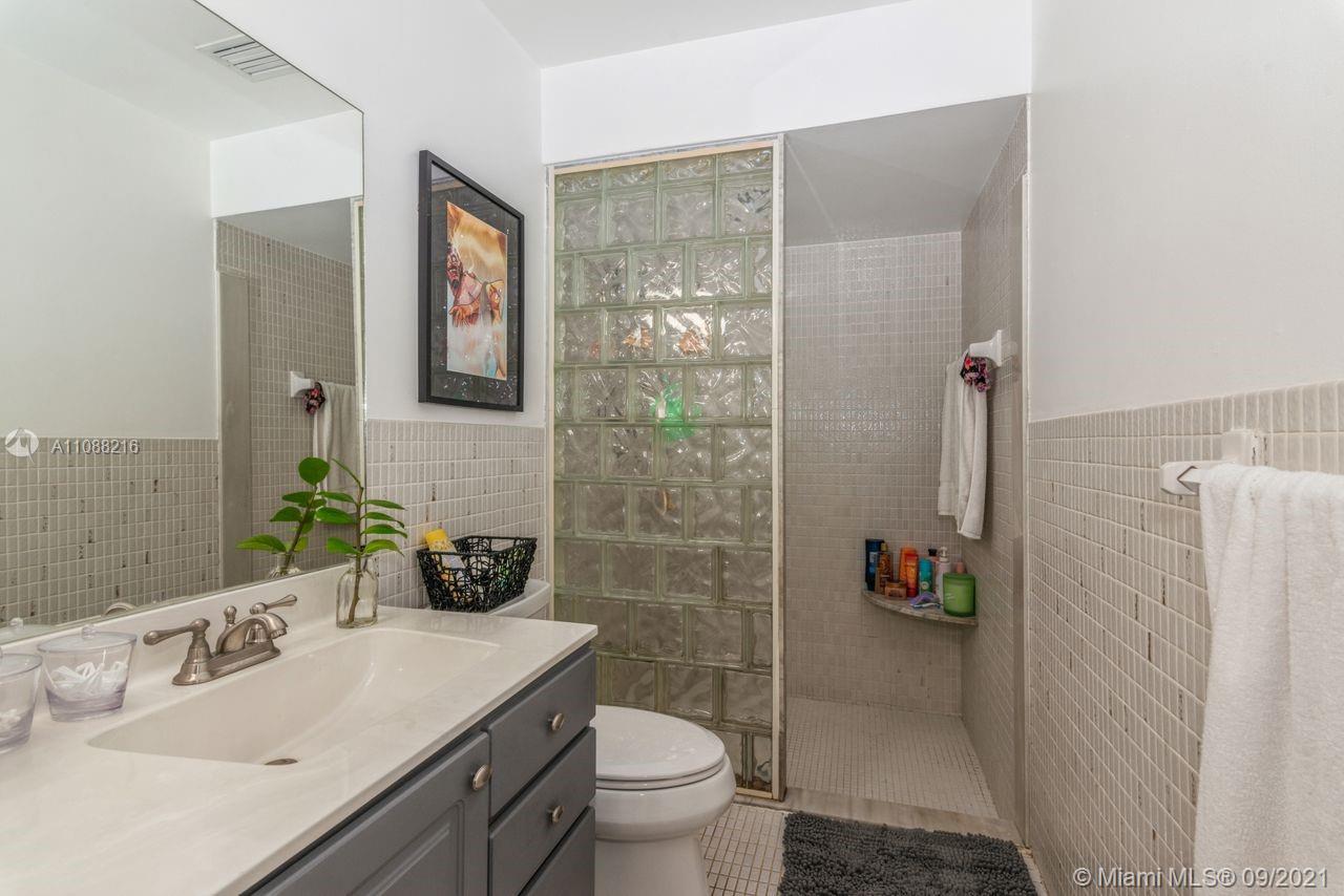 SANDYS ESTATES - Residential