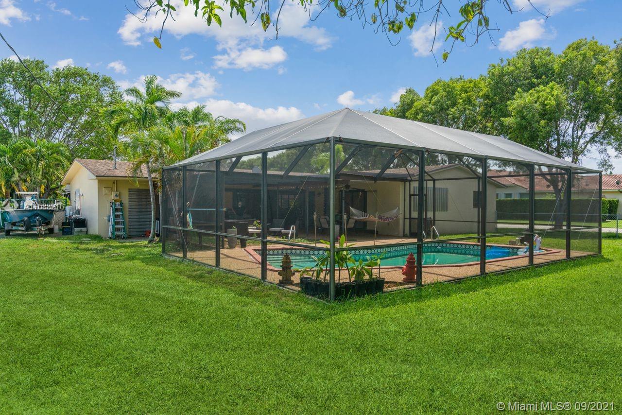 SANDYS ESTATES - Residential