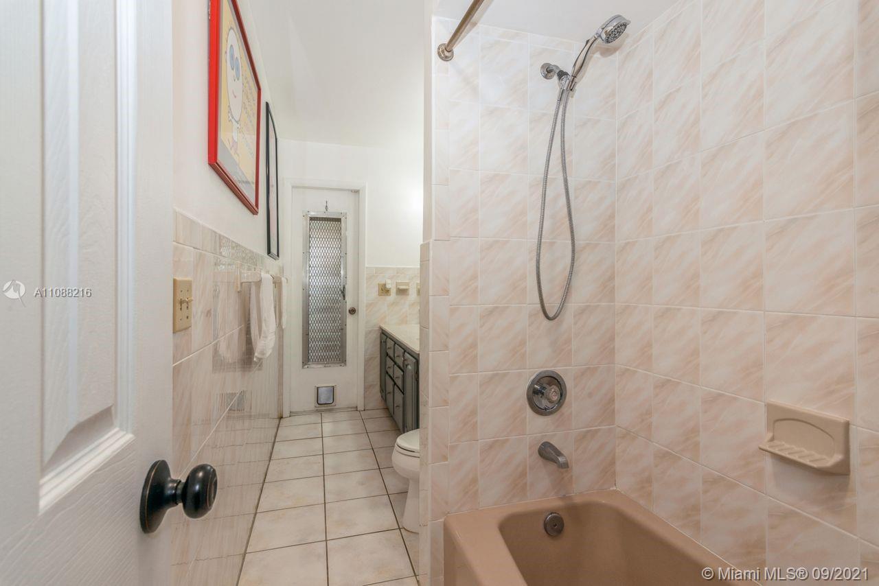 SANDYS ESTATES - Residential