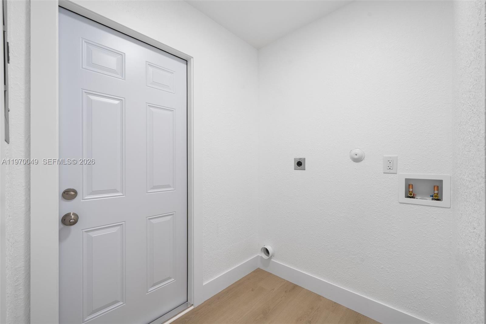 LIBERIA - Residential