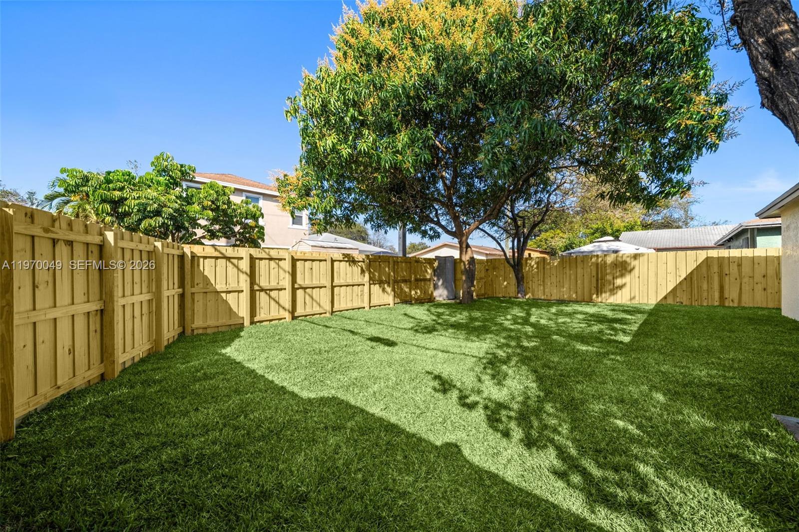 LIBERIA - Residential