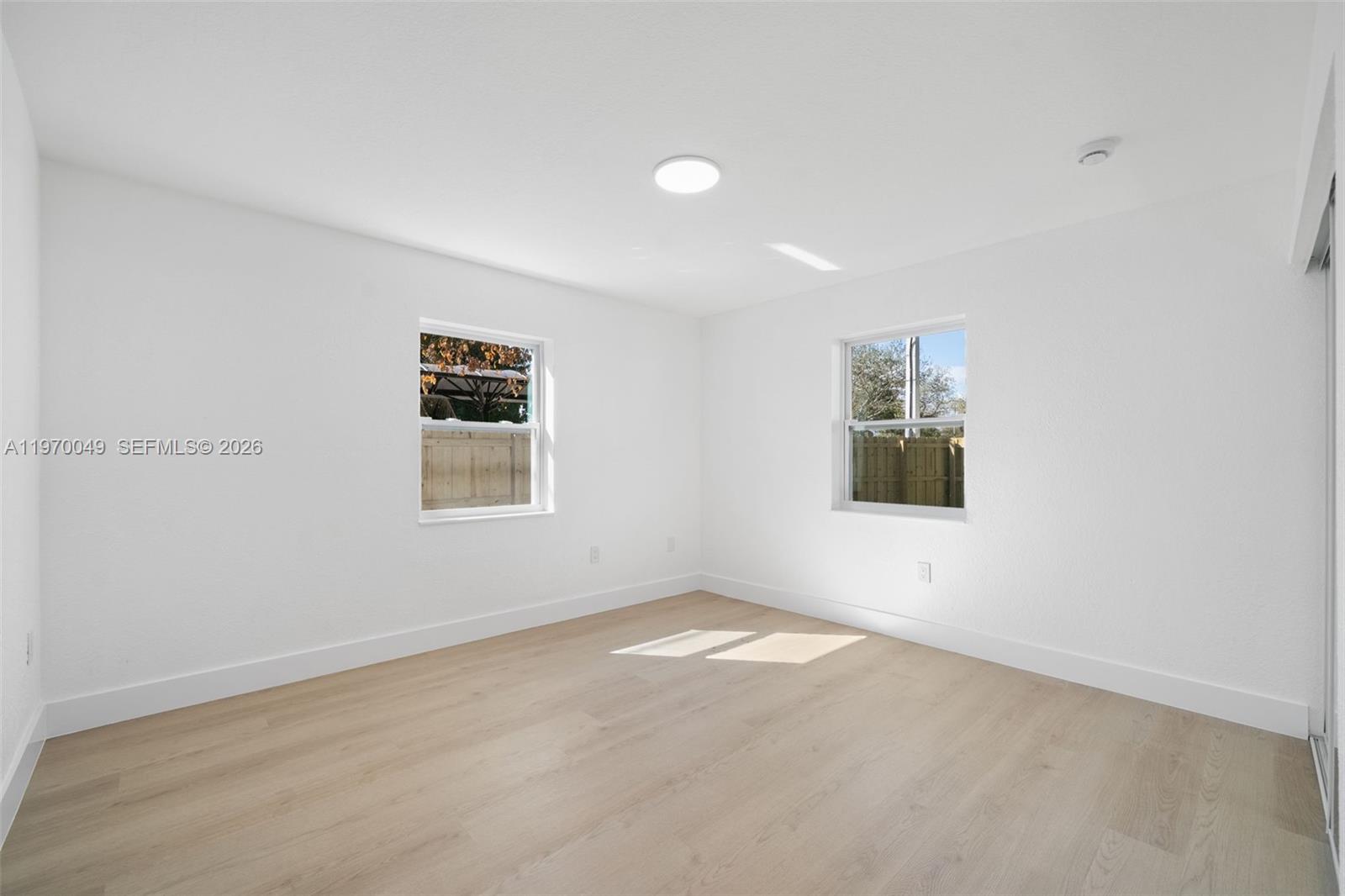 LIBERIA - Residential