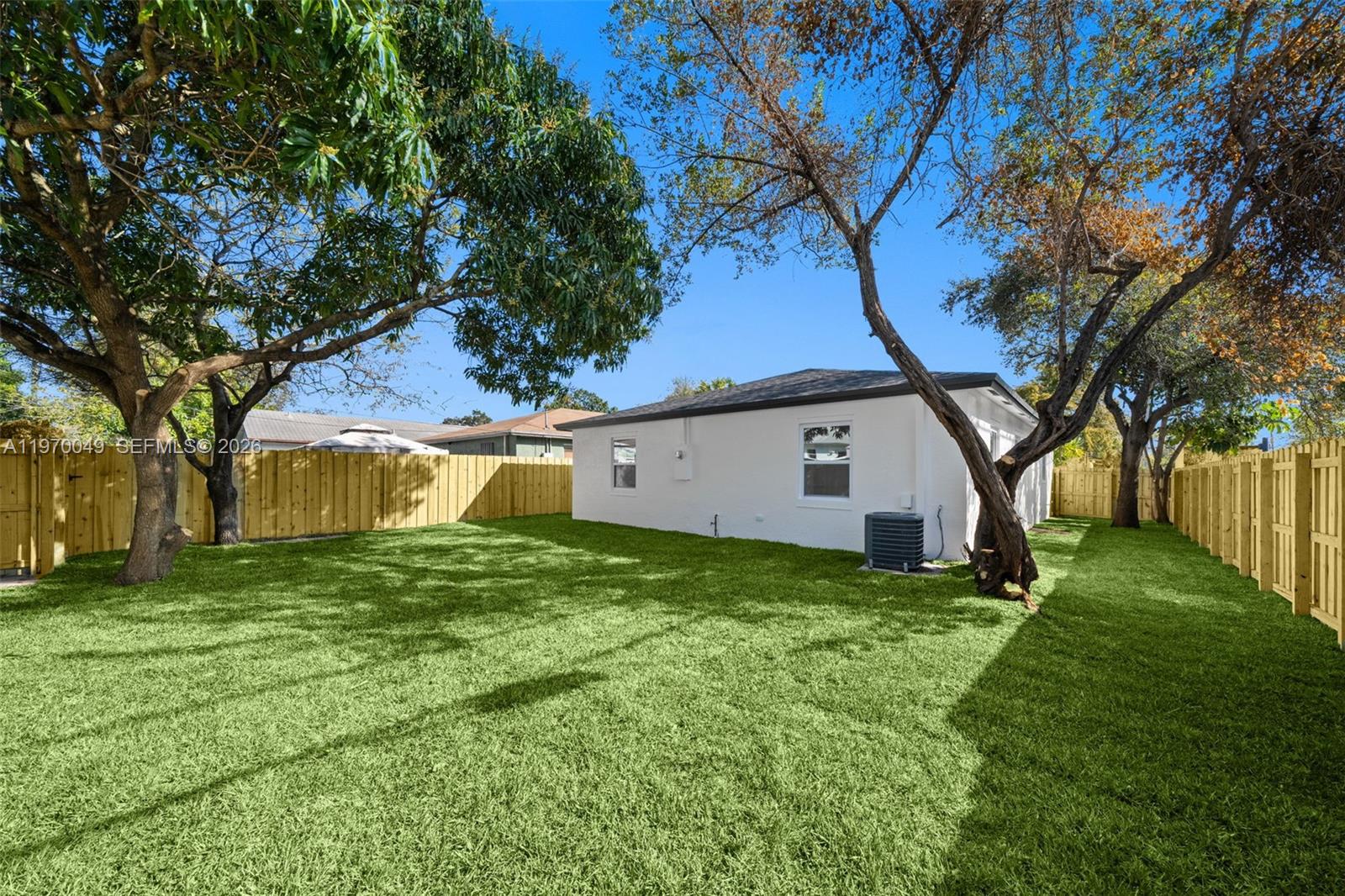 LIBERIA - Residential