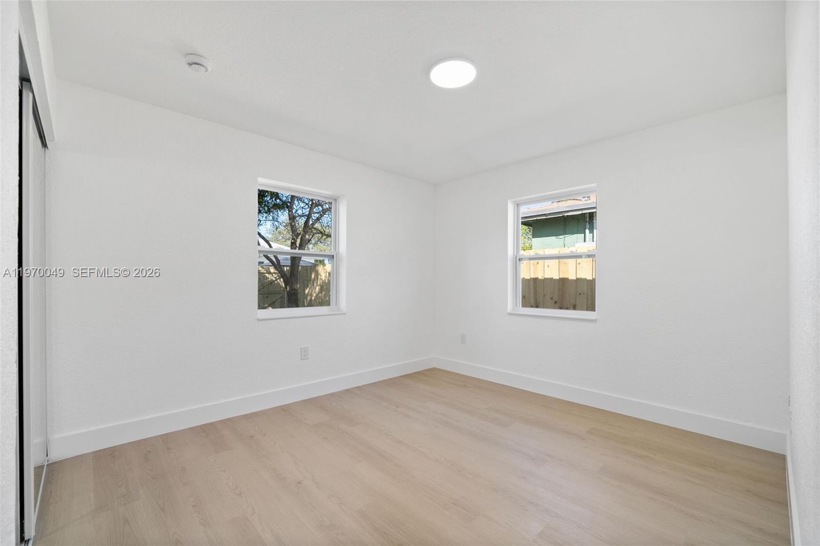 LIBERIA - Residential