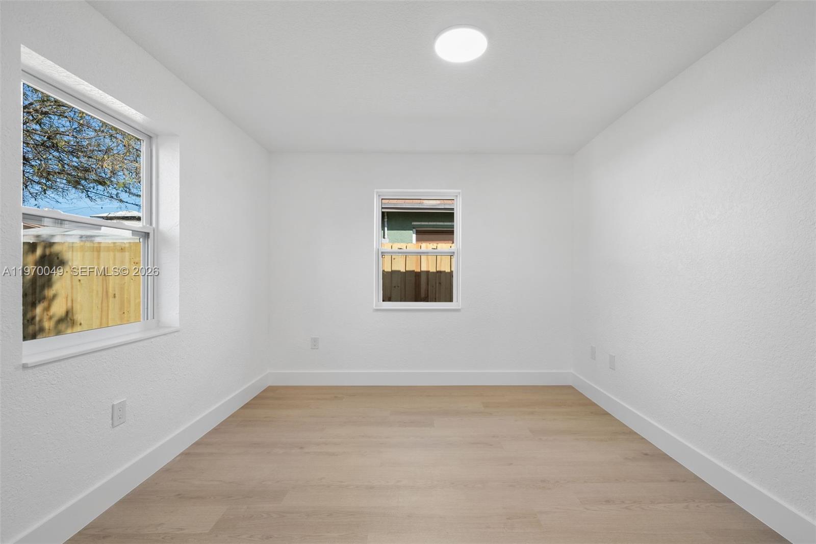 LIBERIA - Residential