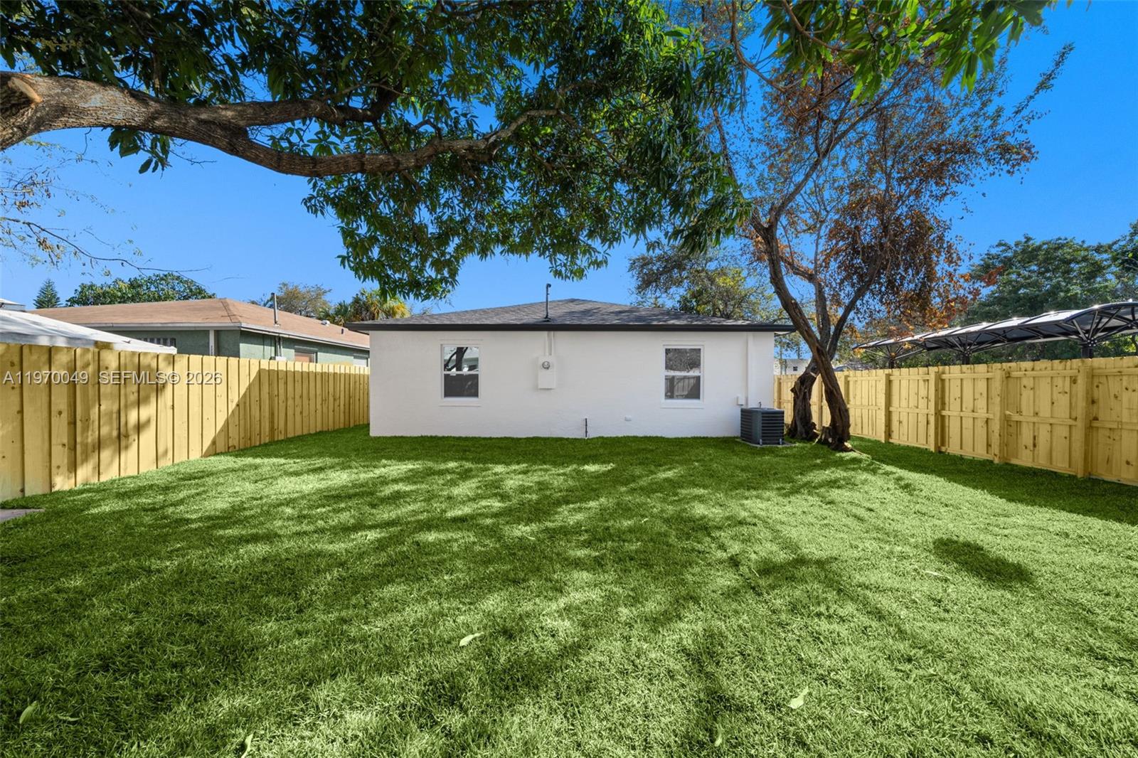 LIBERIA - Residential