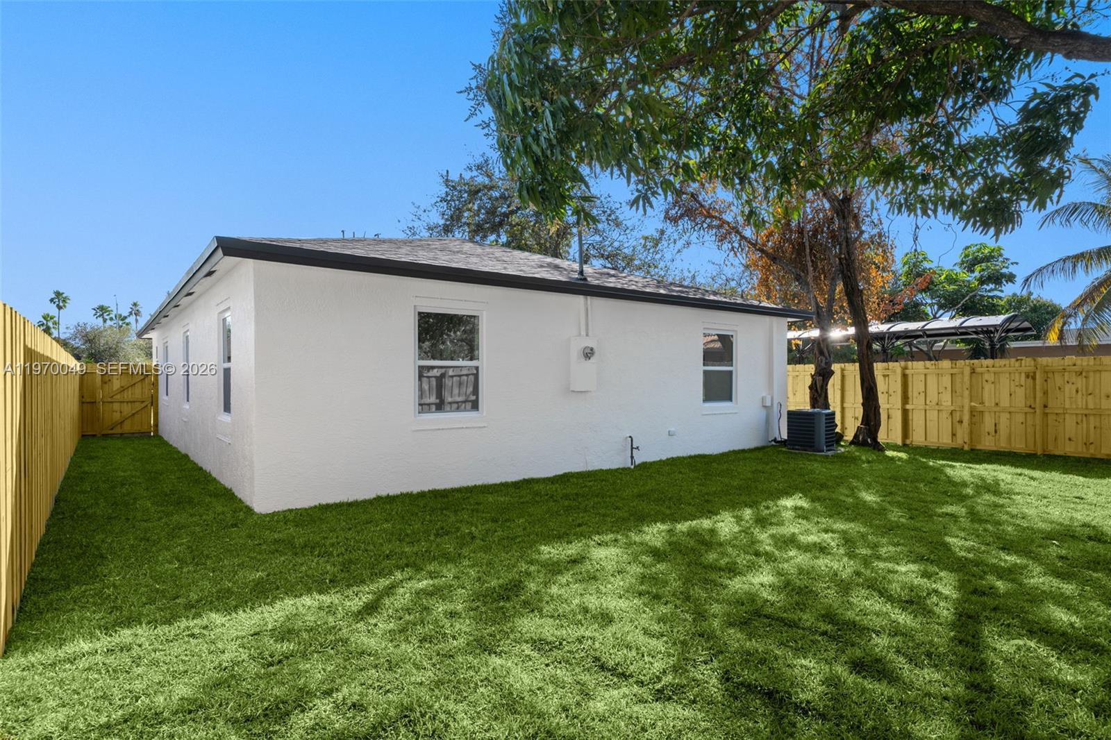 LIBERIA - Residential