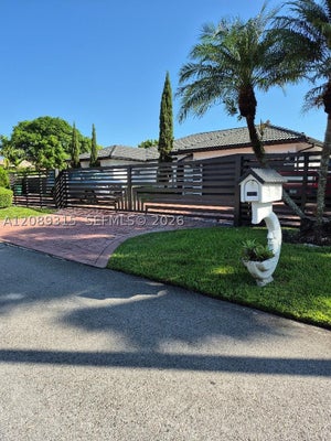 19431 SW 133RD AVE, MIAMI, FL 33177 - Image 8ef693f2f18050e983f1bde4bbfc35cf/3901759906