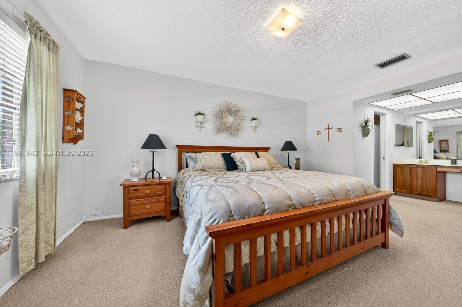 MIRROR LAKE ESTATES SEC F - Residential