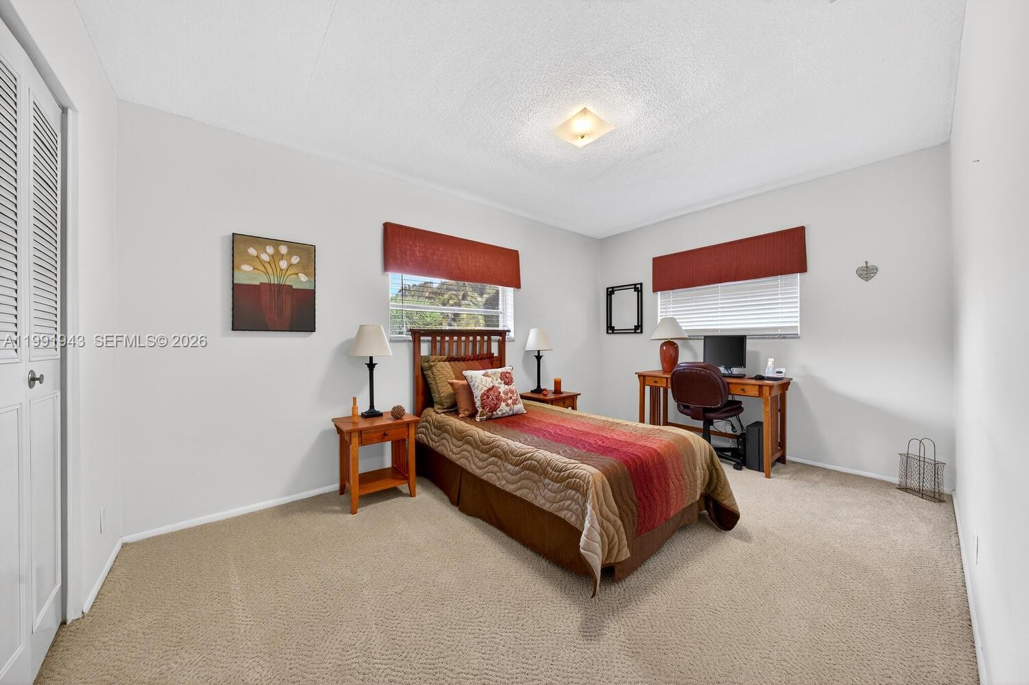 MIRROR LAKE ESTATES SEC F - Residential