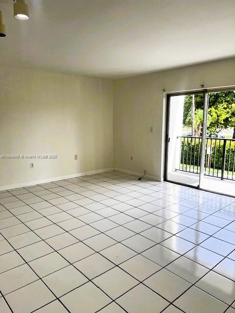 5731 NW 37th St 206