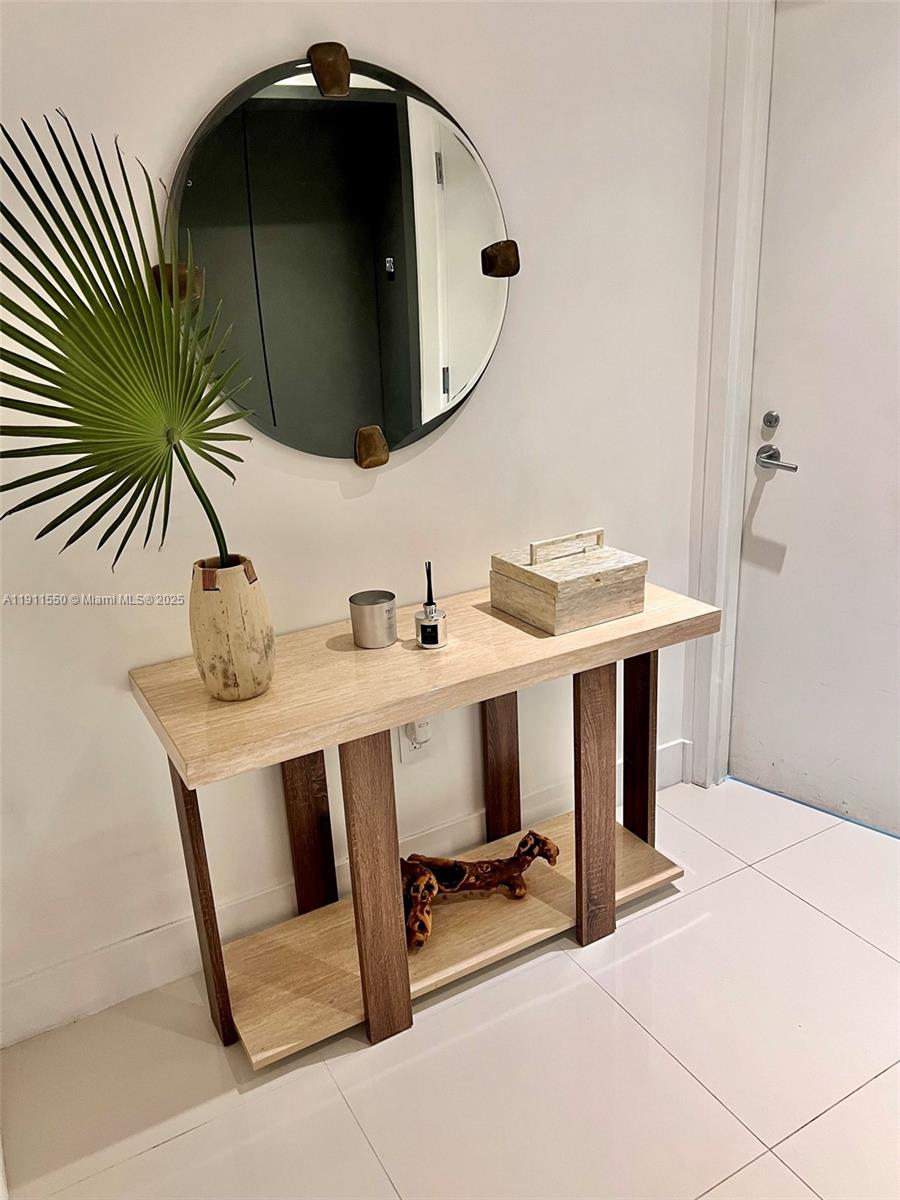 BISCAYNE BEACH CONDO - Residential Lease