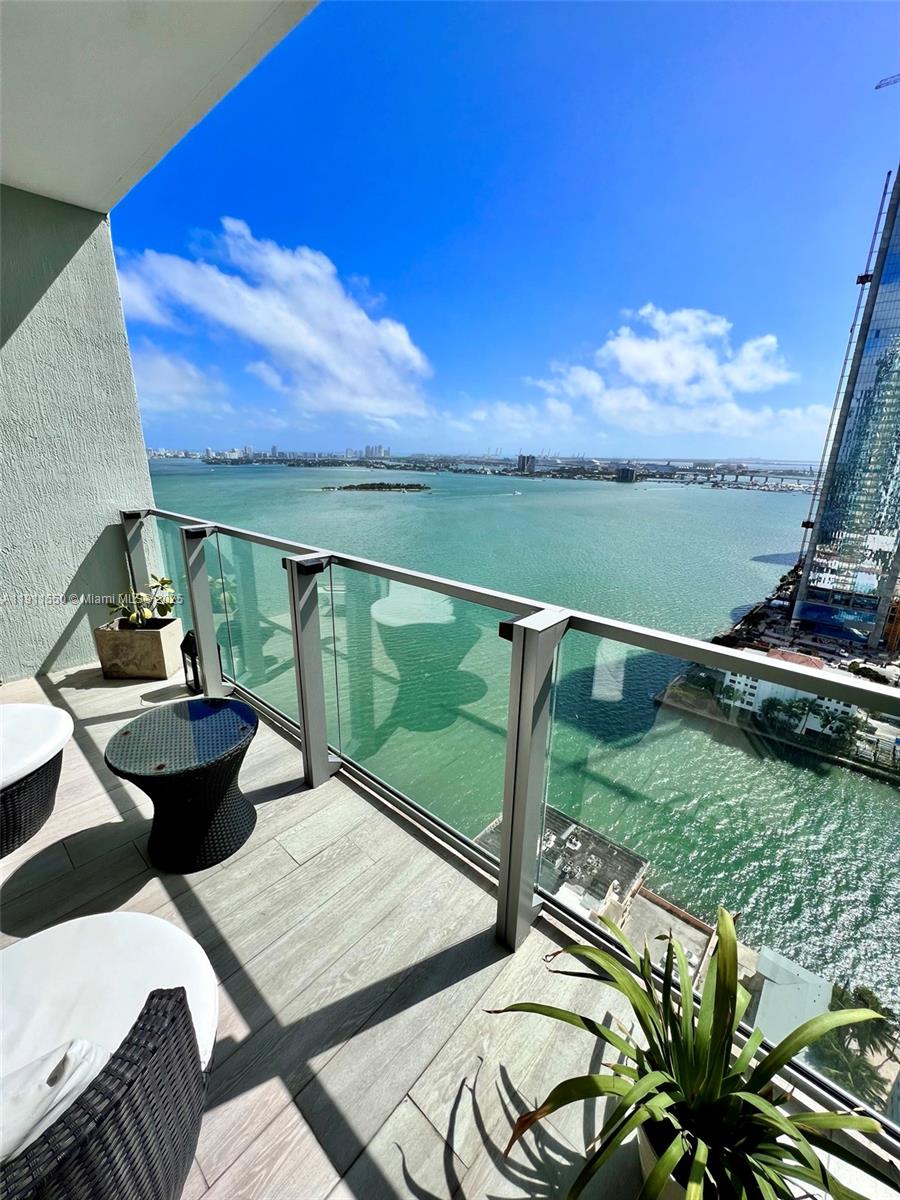 BISCAYNE BEACH CONDO - Residential Lease
