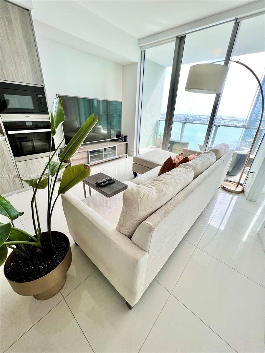 BISCAYNE BEACH CONDO - Residential Lease