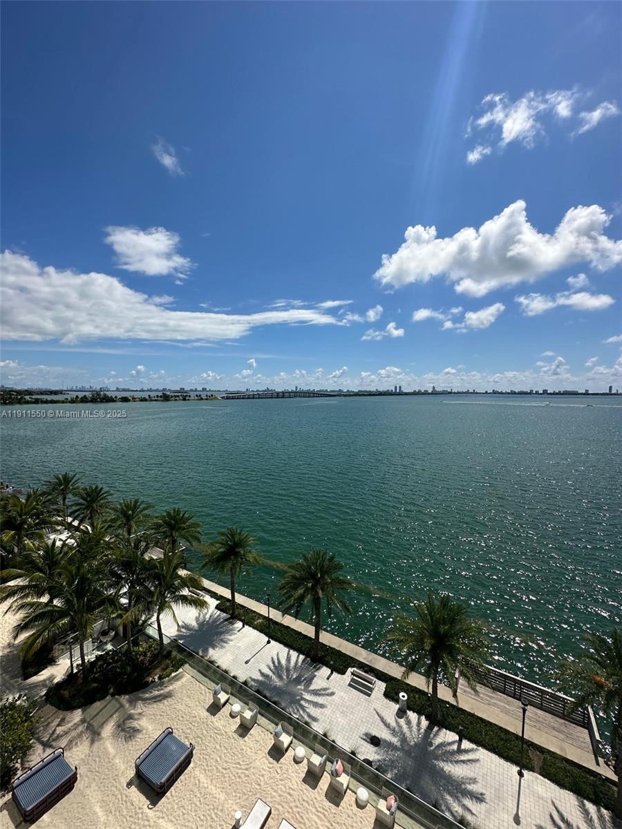BISCAYNE BEACH CONDO - Residential Lease