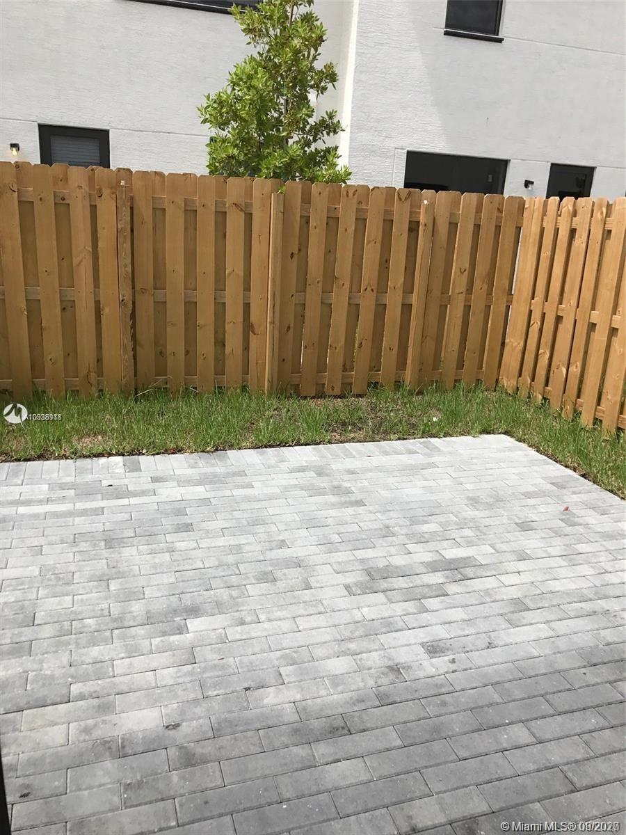 Summit at Park Central - Residential Lease