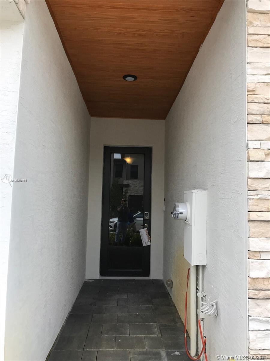 Summit at Park Central - Residential Lease