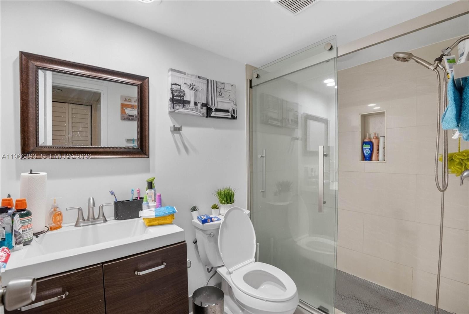 CYPRESS TREE CONDO BLDG 9 - Residential