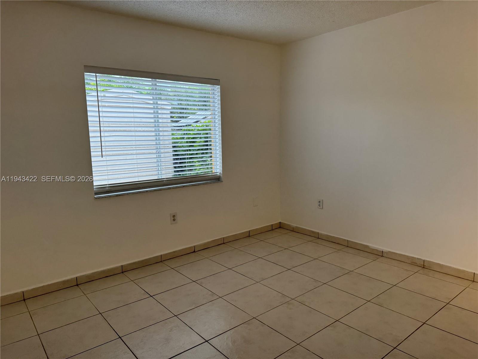 VISTA ALEGRE TOWNHOMES VI - Residential