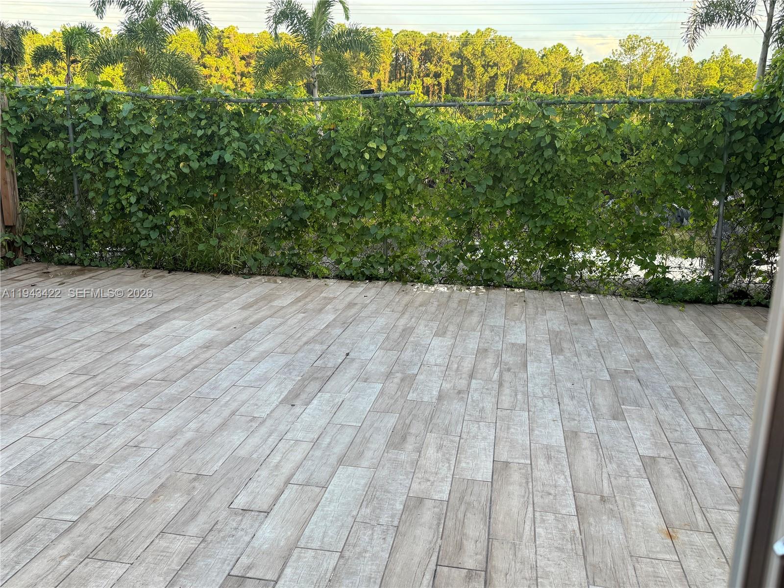 VISTA ALEGRE TOWNHOMES VI - Residential