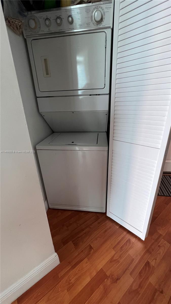 PLATINUM CONDO - Residential Lease