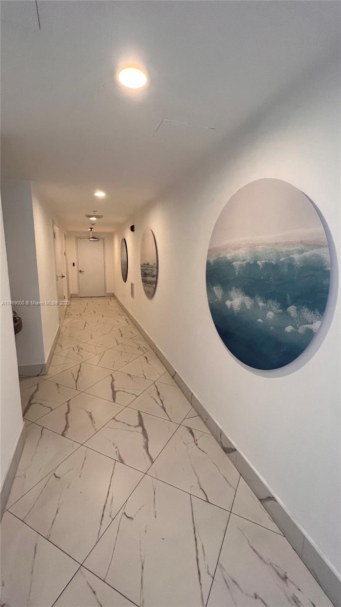 PLATINUM CONDO - Residential Lease