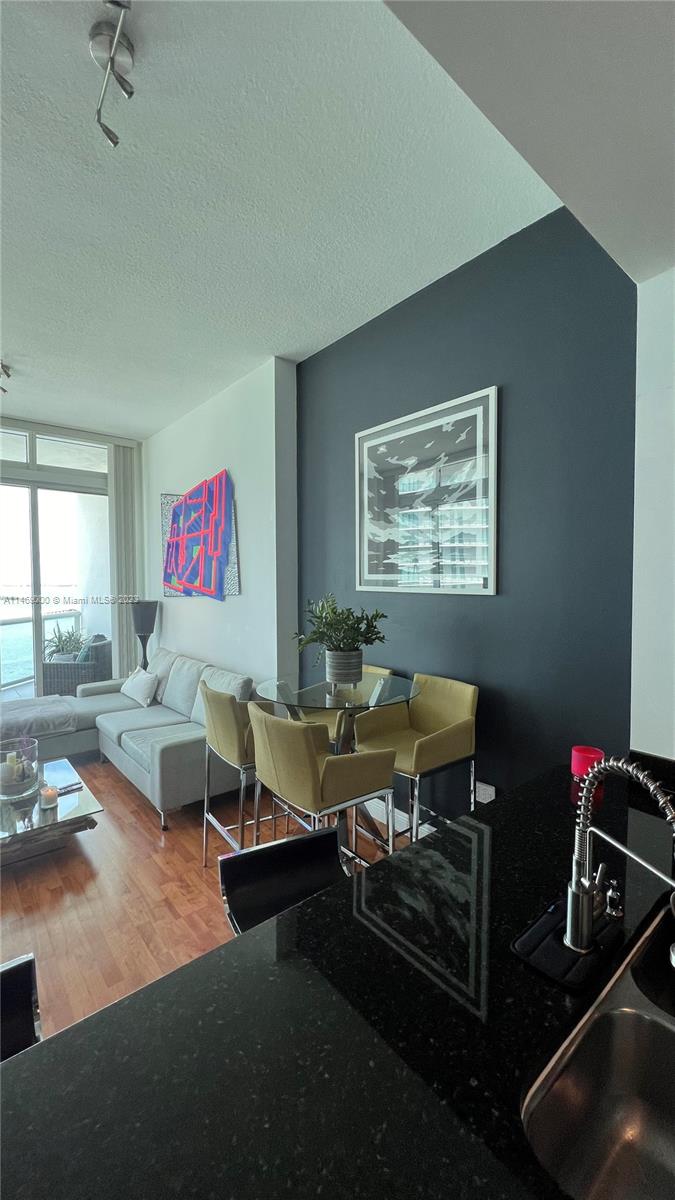 PLATINUM CONDO - Residential Lease