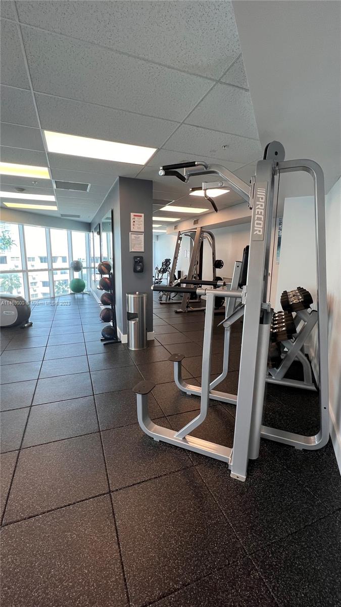 PLATINUM CONDO - Residential Lease