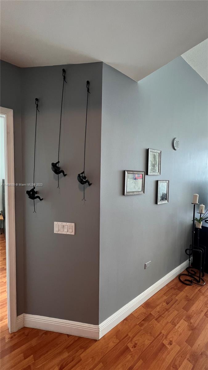 PLATINUM CONDO - Residential Lease
