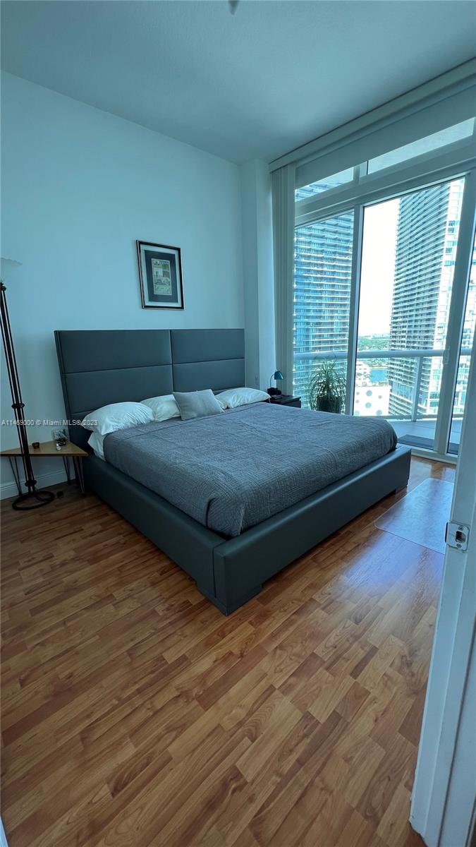PLATINUM CONDO - Residential Lease