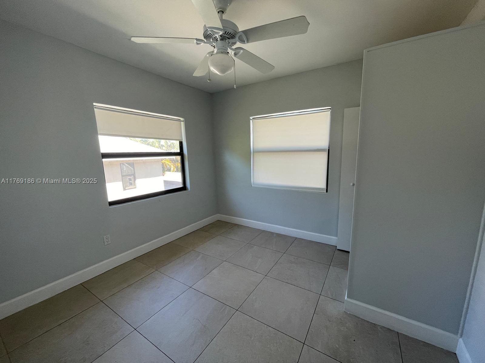 NORTH PALM BCH 3 - Residential Lease