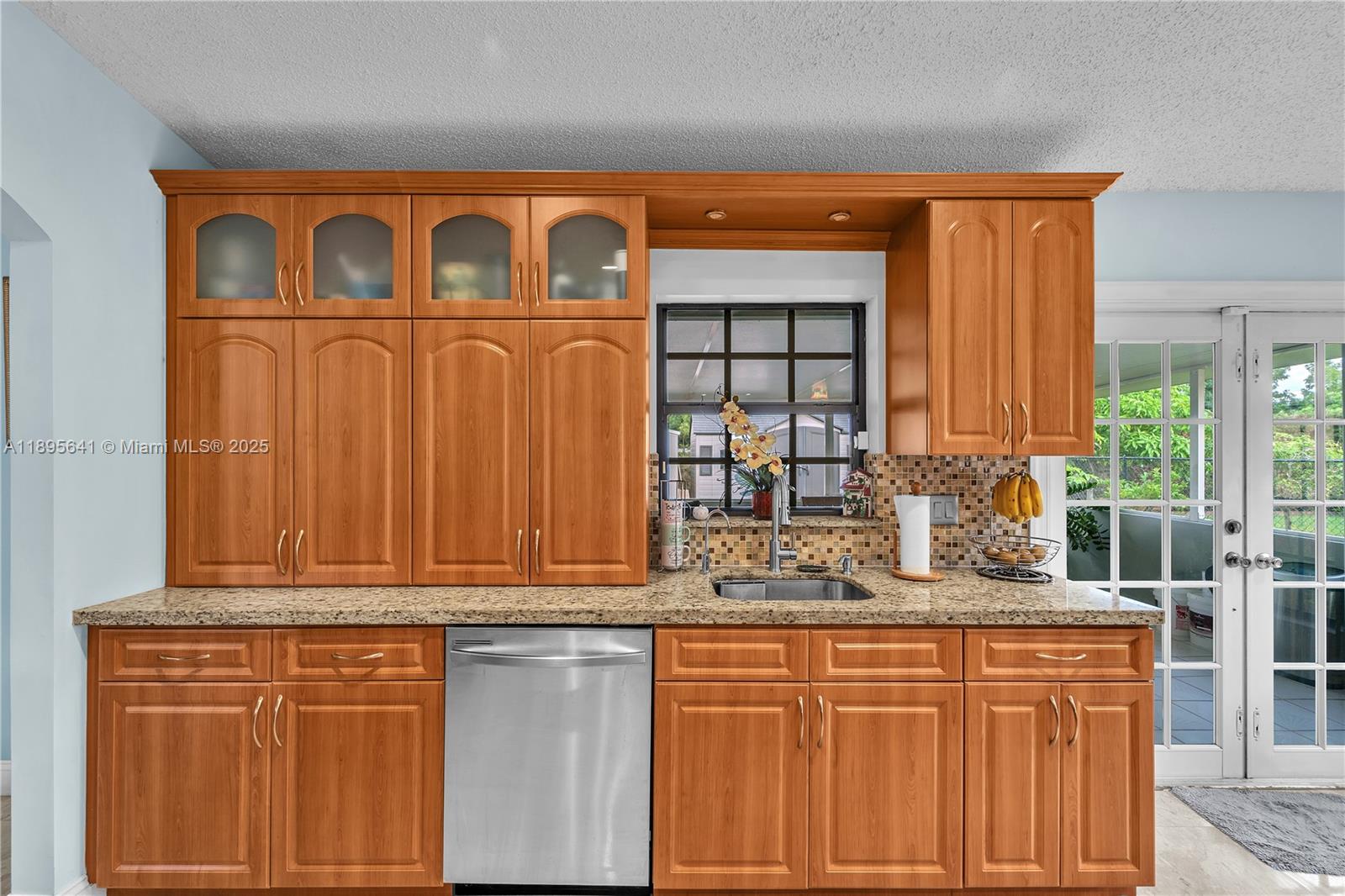 HOMES OF LAKE MIRAMAR - Residential