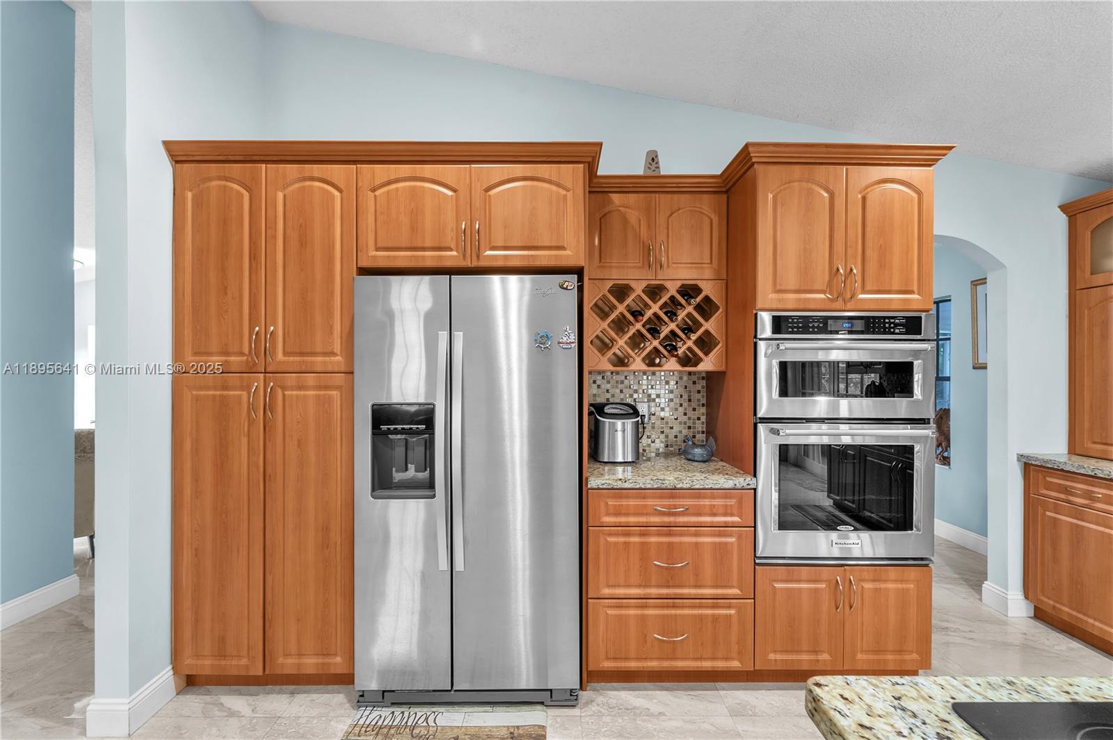 HOMES OF LAKE MIRAMAR - Residential