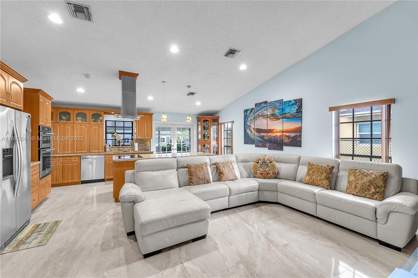 HOMES OF LAKE MIRAMAR - Residential
