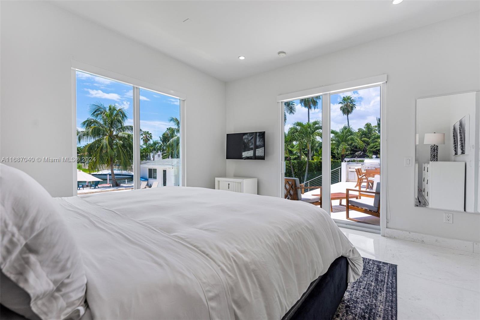 ADEMAR PARK AMD PL - Residential