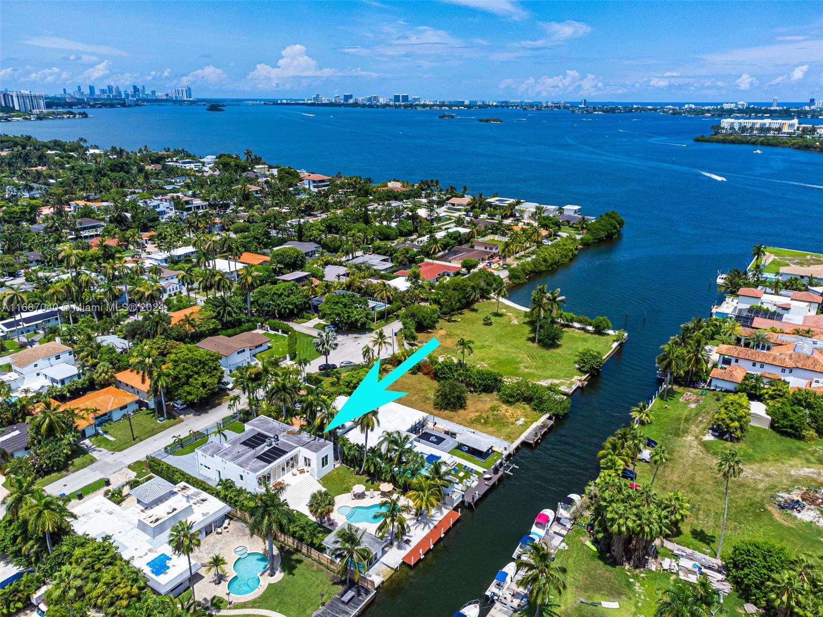 ADEMAR PARK AMD PL - Residential
