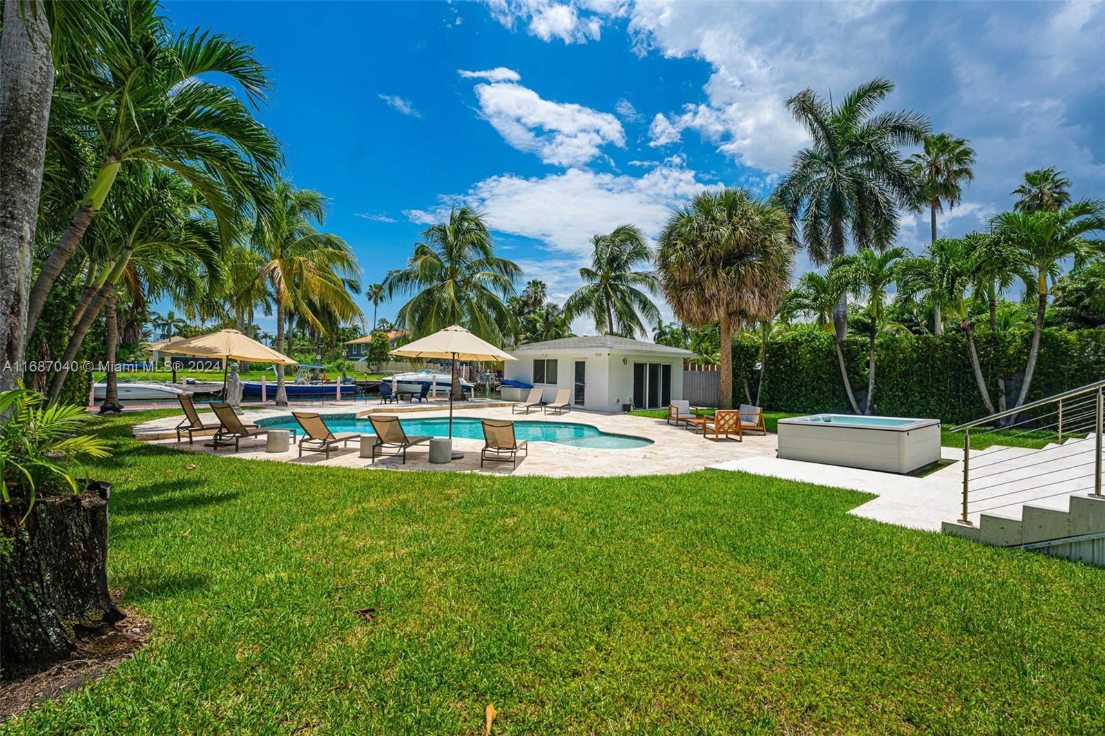 ADEMAR PARK AMD PL - Residential