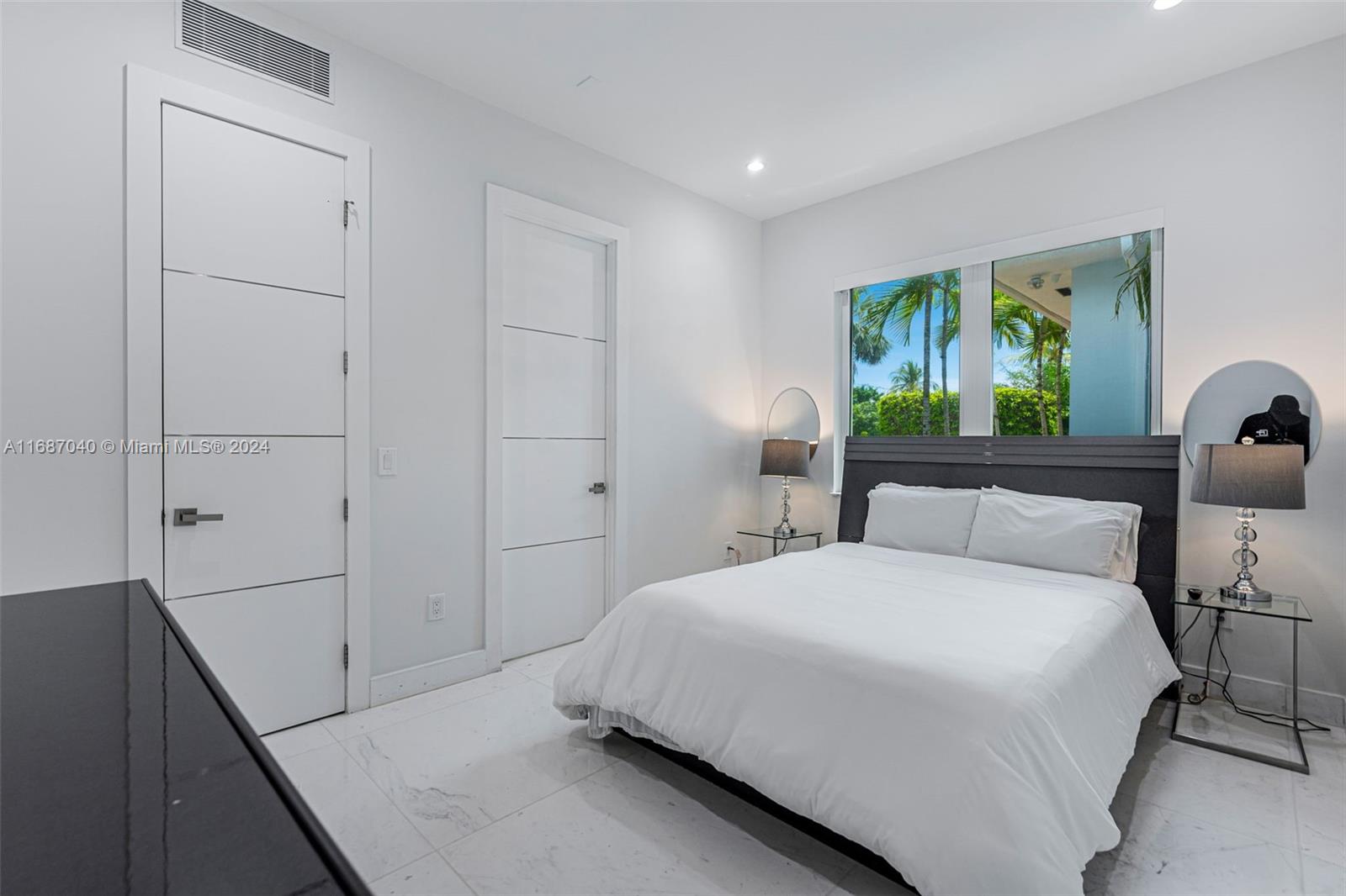 ADEMAR PARK AMD PL - Residential