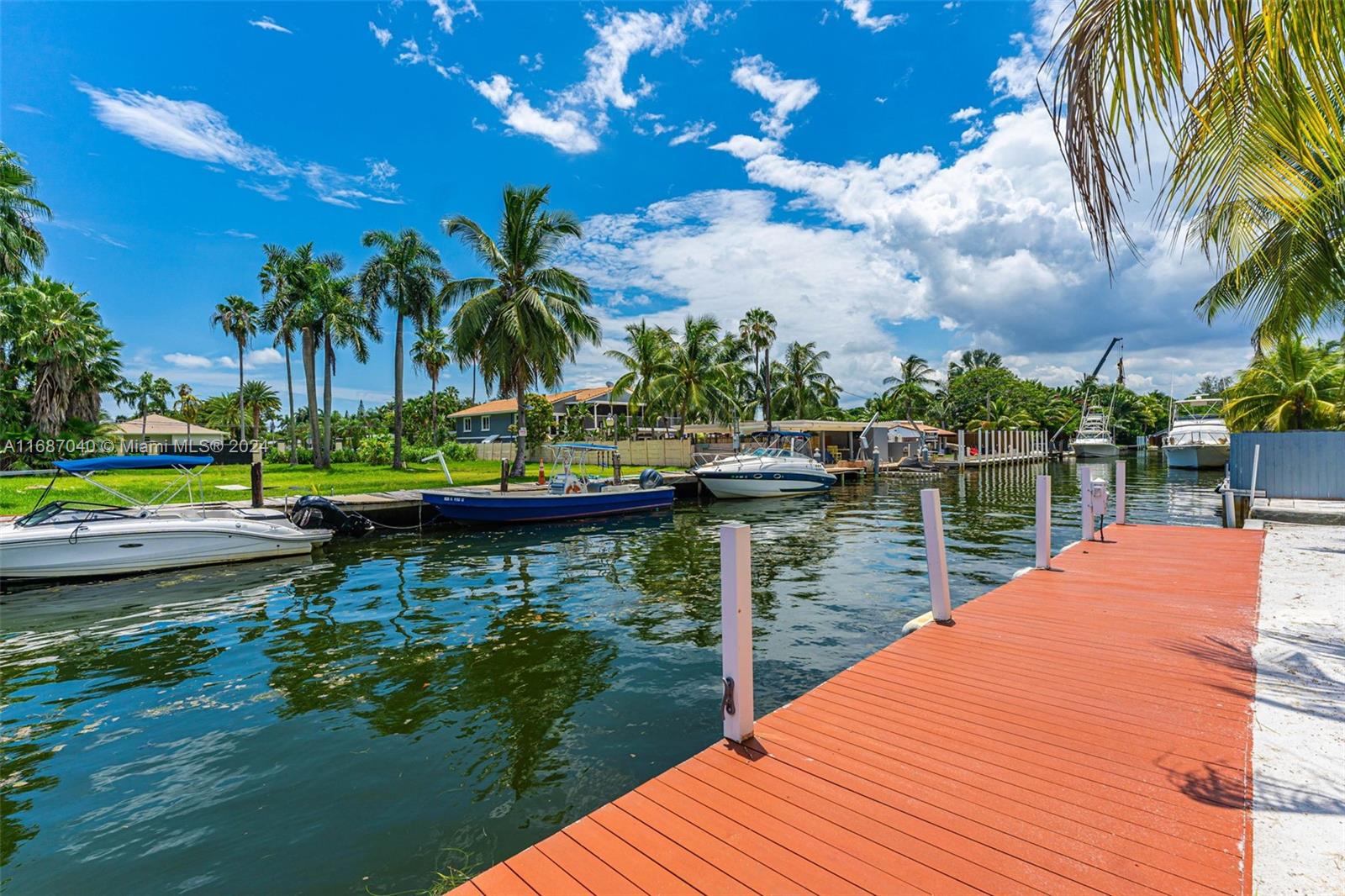 ADEMAR PARK AMD PL - Residential