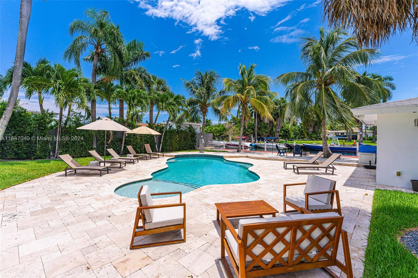 ADEMAR PARK AMD PL - Residential
