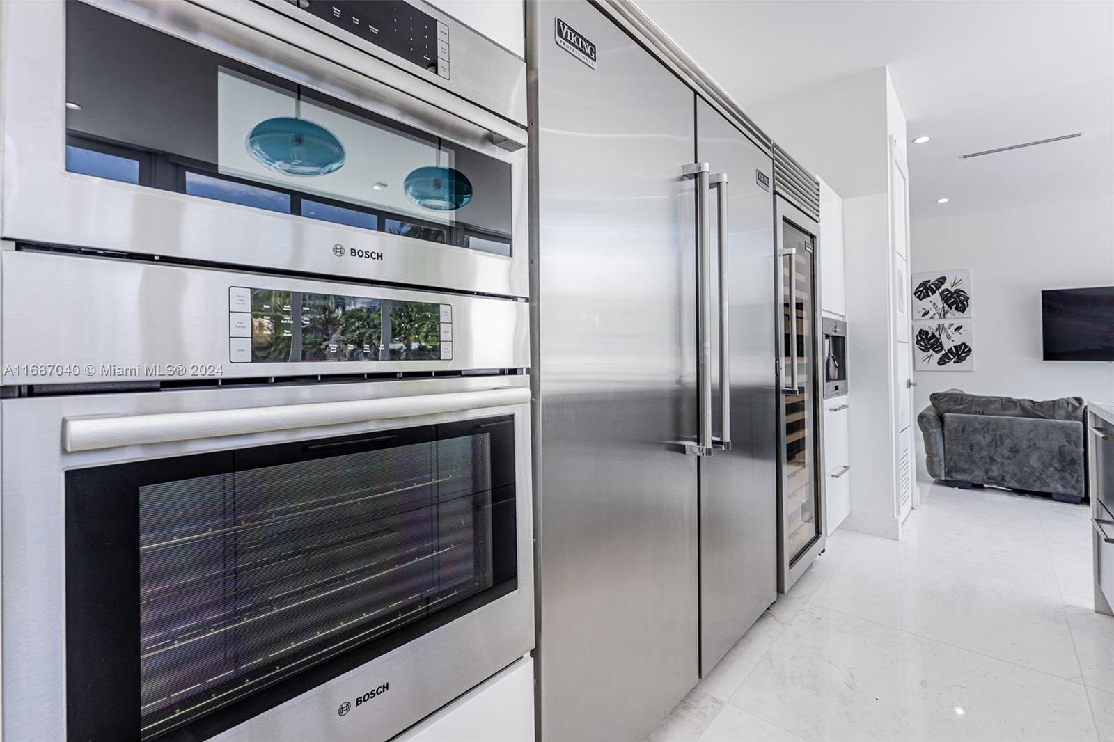 ADEMAR PARK AMD PL - Residential
