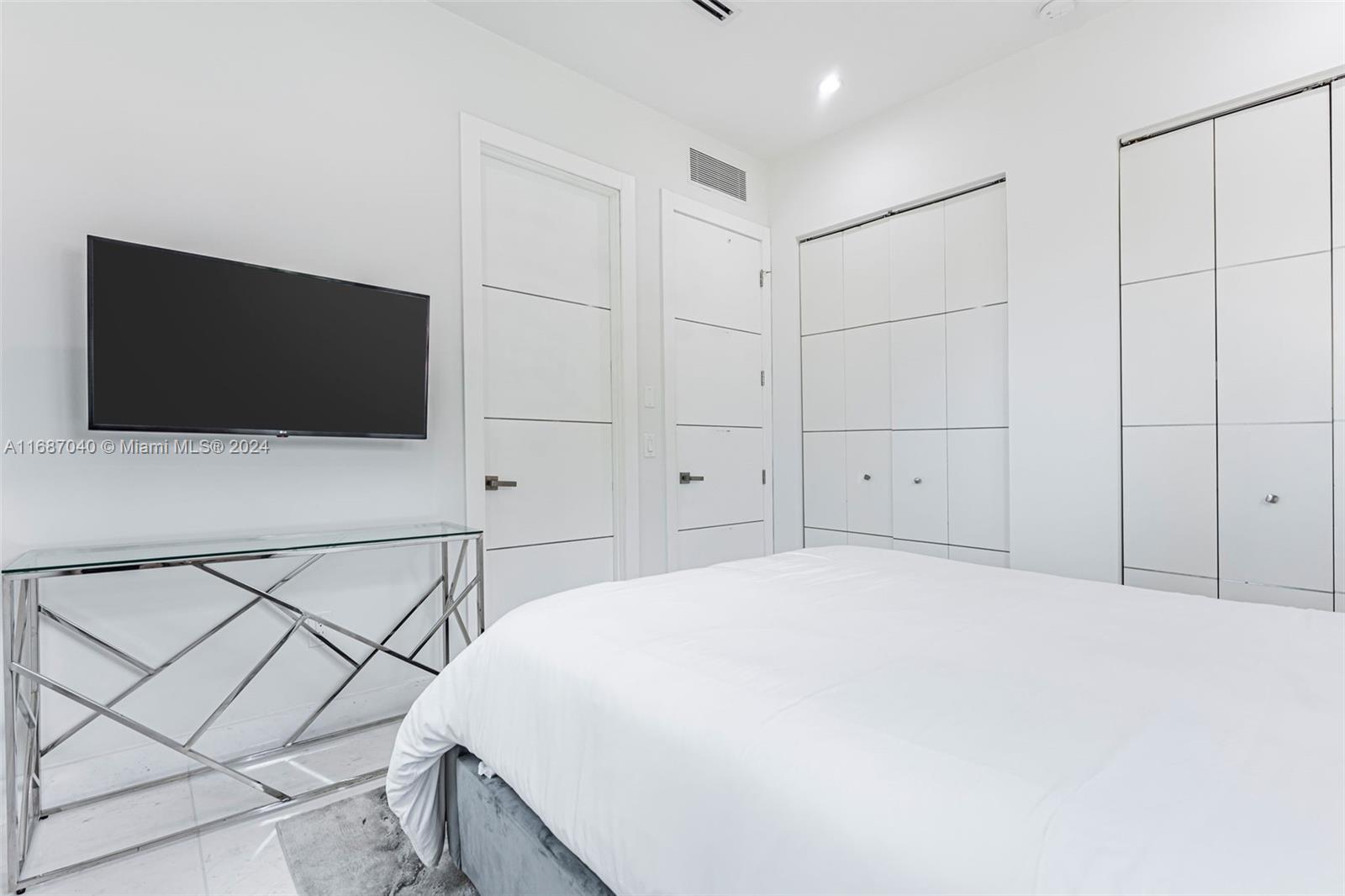 ADEMAR PARK AMD PL - Residential