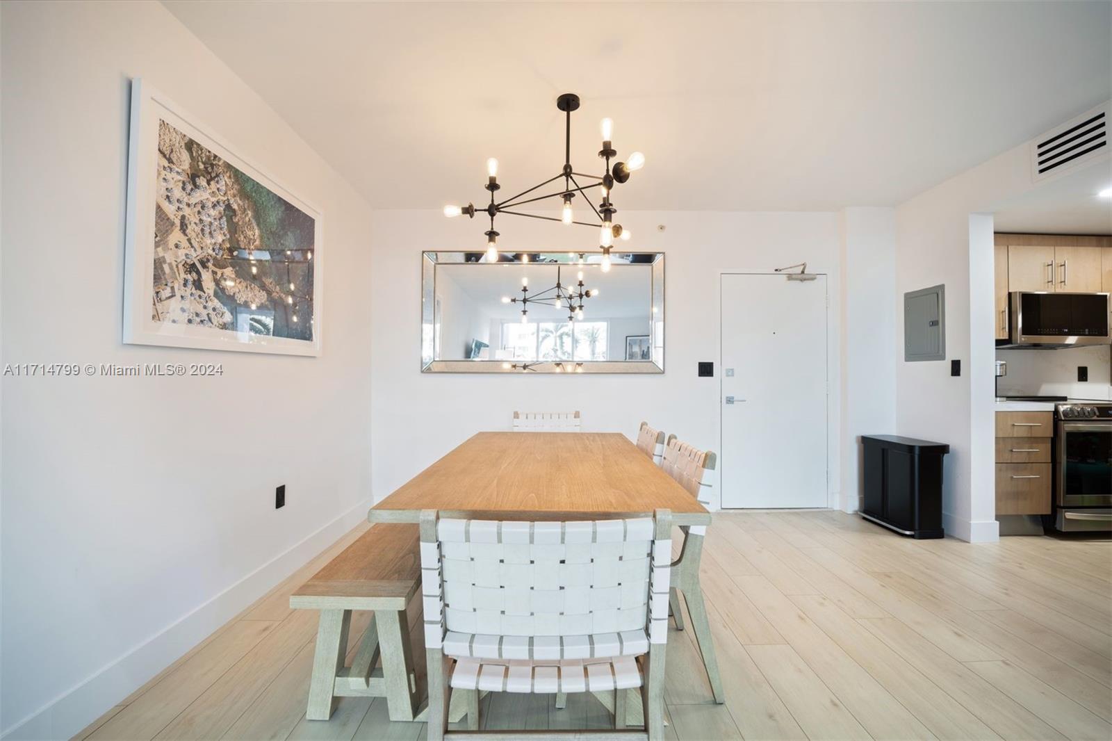 HARBOUR HOUSE - Residential