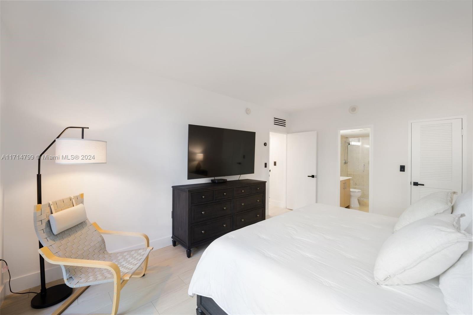 HARBOUR HOUSE - Residential