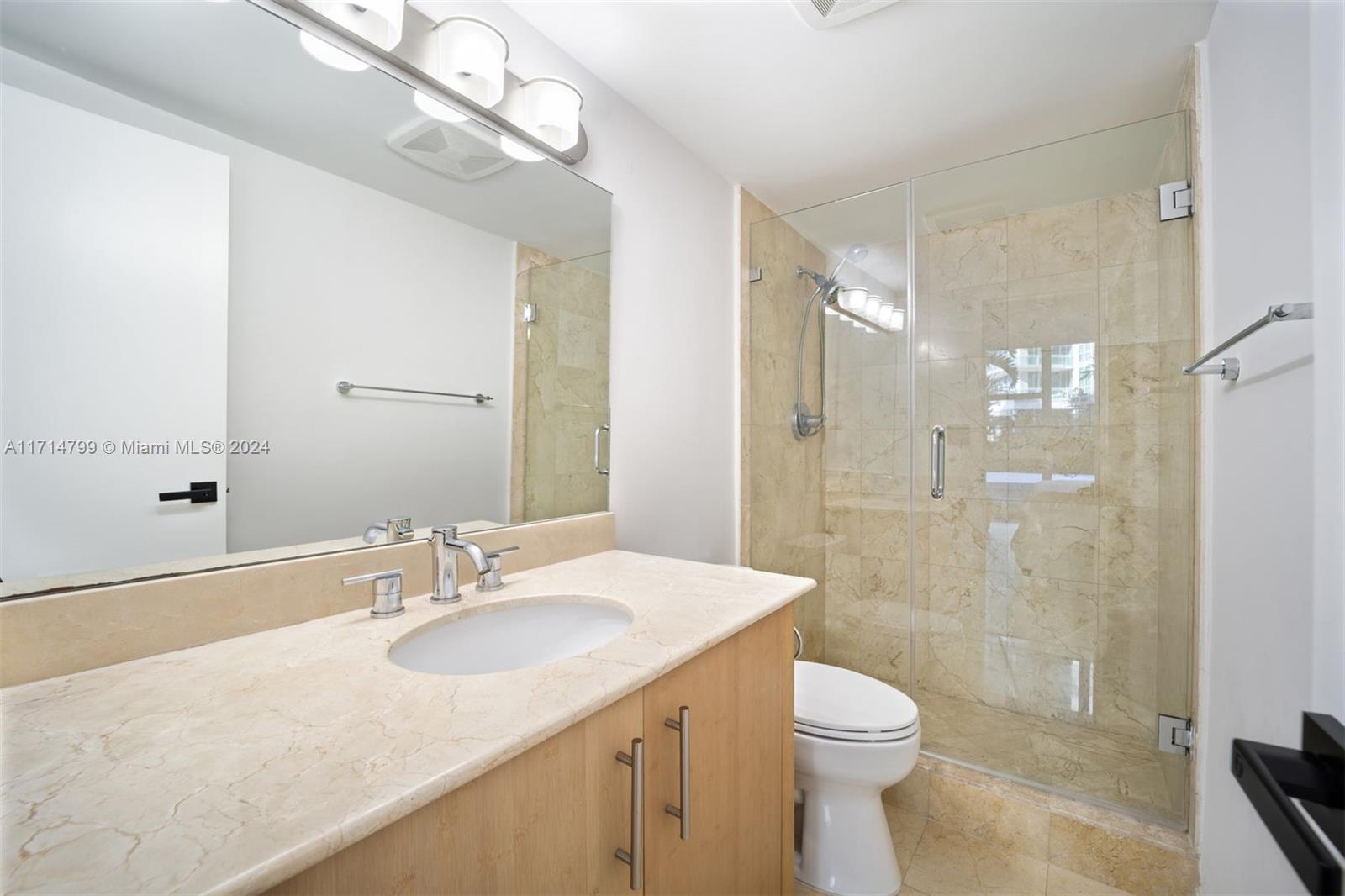 HARBOUR HOUSE - Residential
