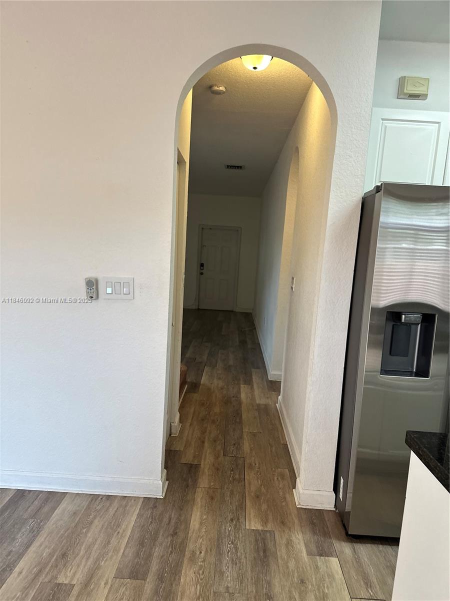 3 bedrooms and 2.5 baths single family home for rent.
