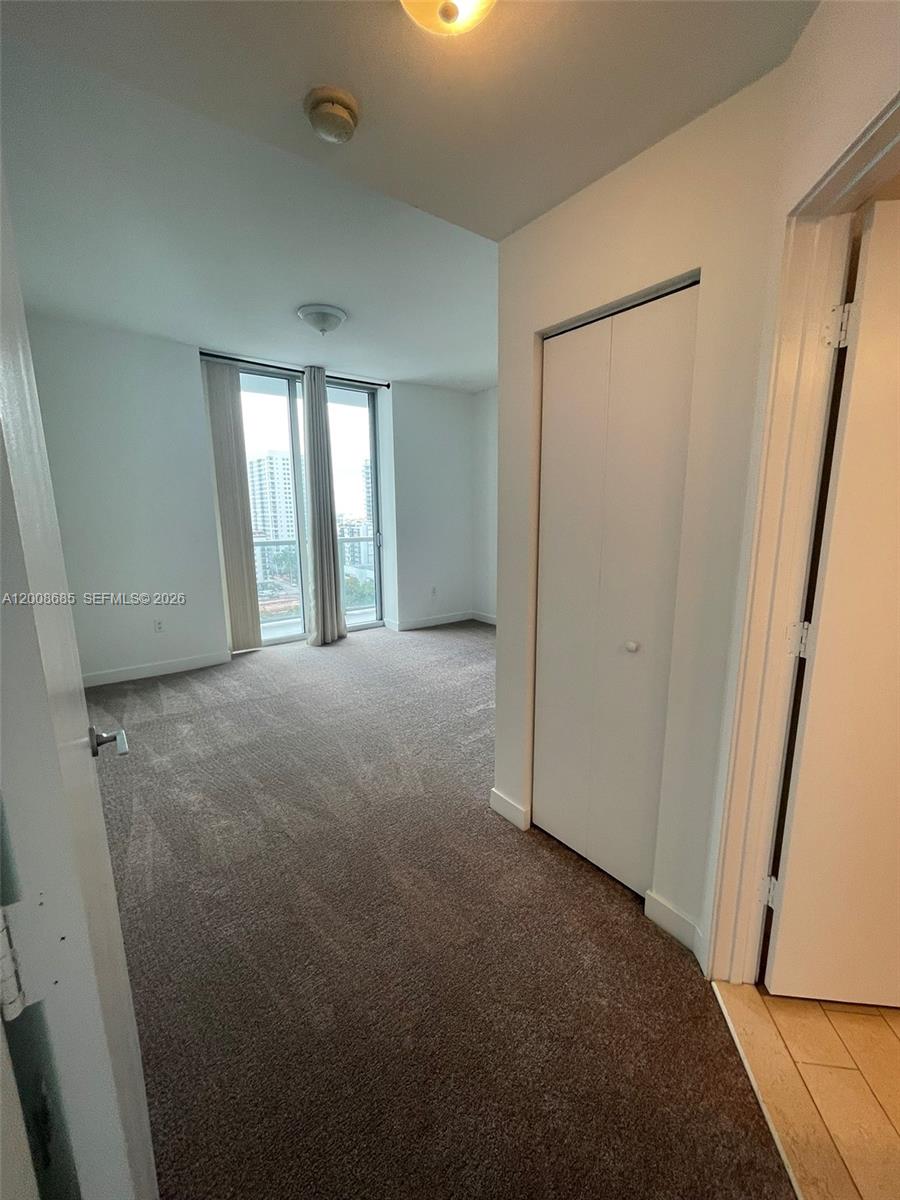 THE AXIS ON BRICKELL COND - Residential Lease