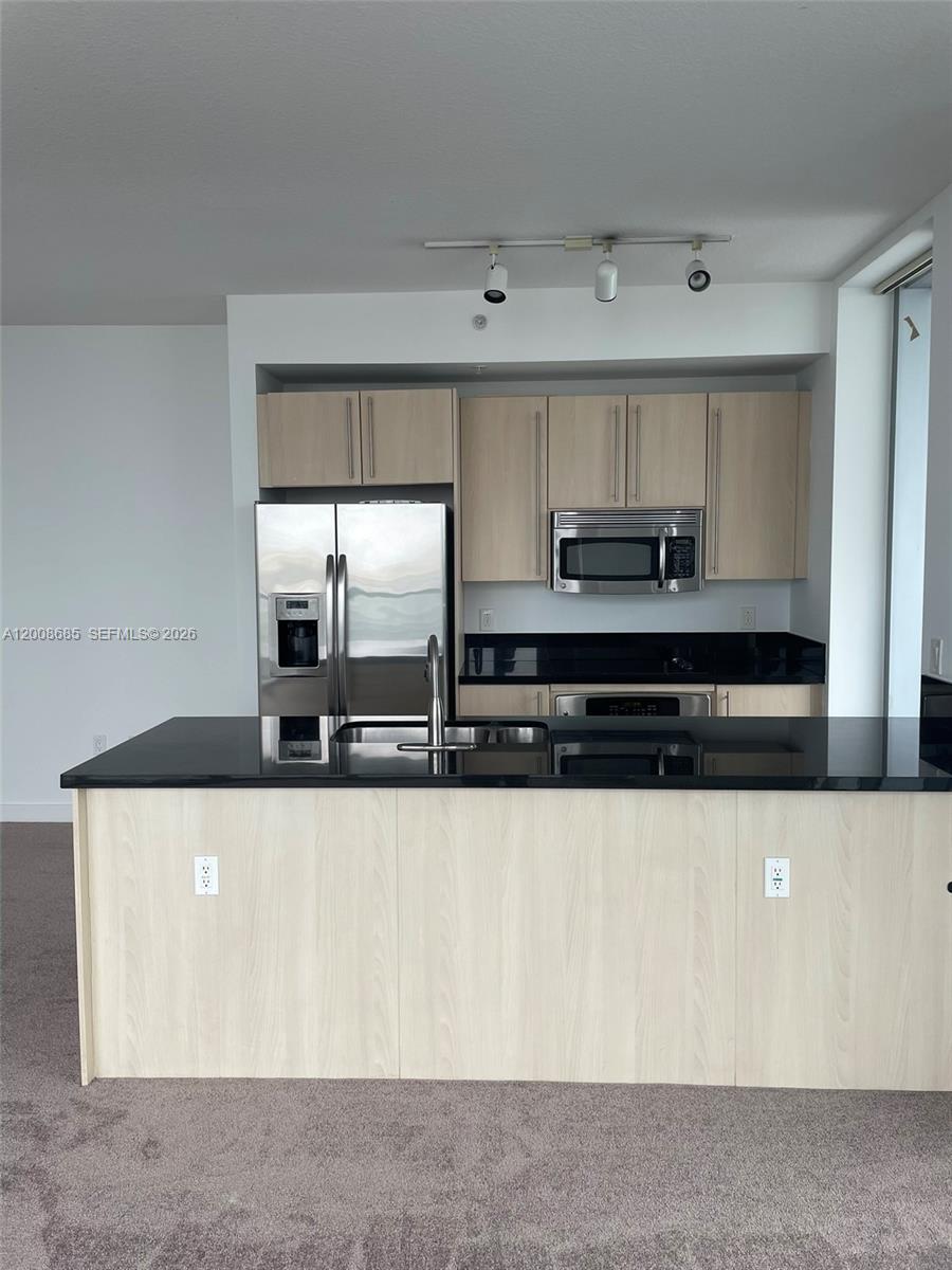 79 SW 12th St 1601-S