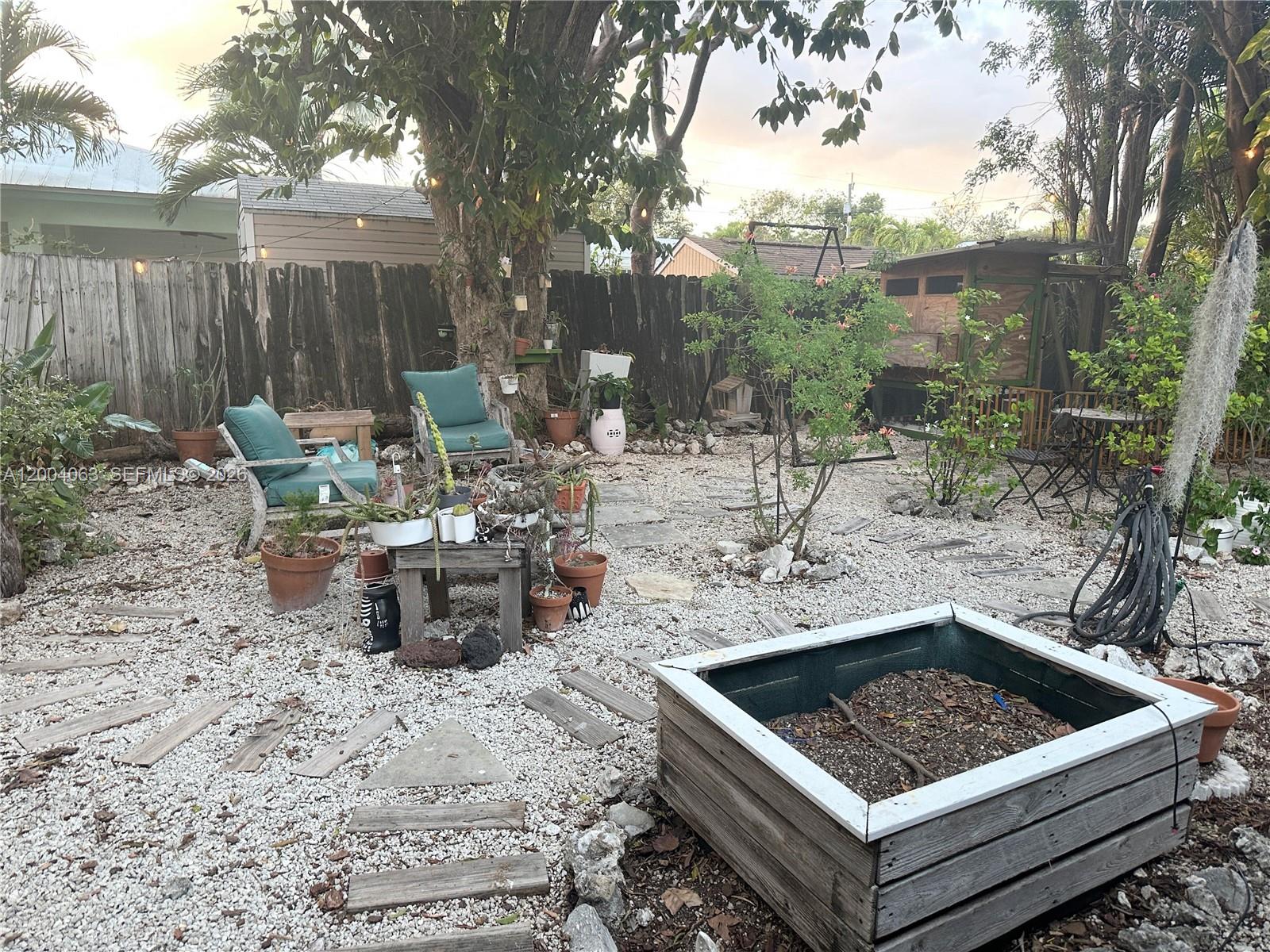 LARGO SOUND VILLAGE - Residential